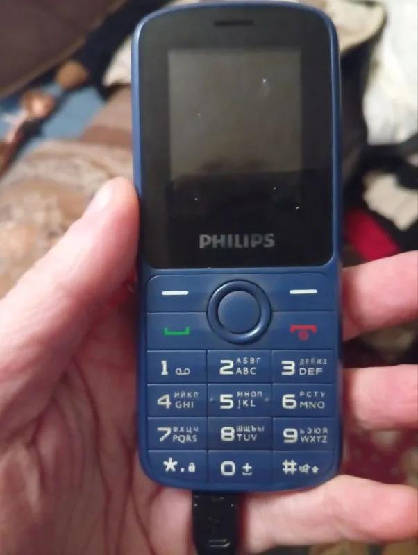 Описание: продам телефоны в хорошем состоянии. чёрный цена 3500, синий 2500 цена: 1 руб. 📲 tg: катя 📞🇷🇺звоните: +79495072324 барахолка днр - фотография - 2