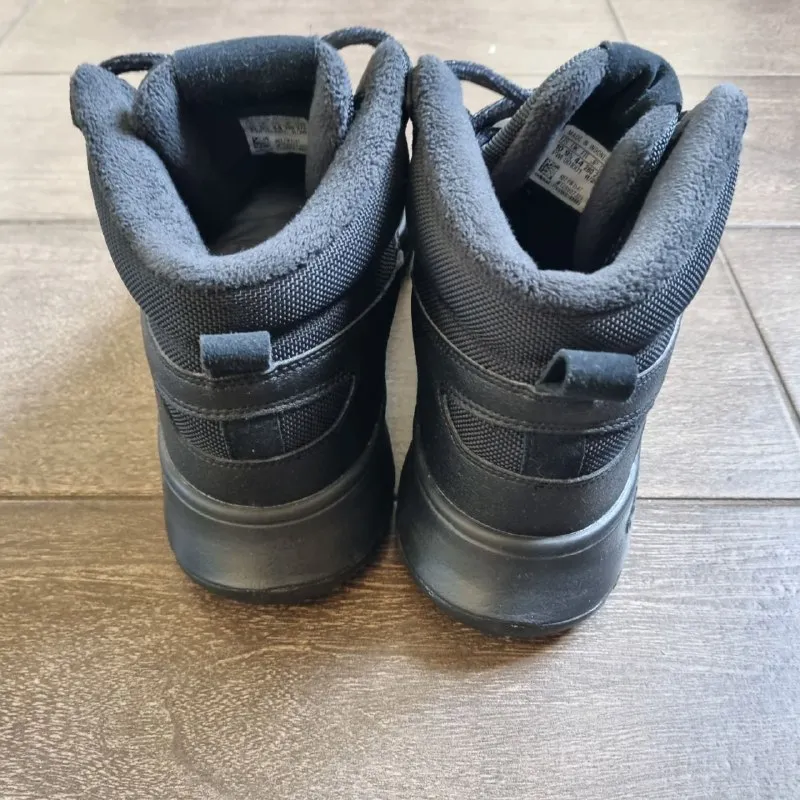 Описание: зимние ботинки adidas storm идеальное состояние, надеты один раз, по стельке 28 см. цена: 5000 руб. 📲 tg: алексей 📞🇷🇺звоните: +79493194858 барахолка днр - фотография - 3