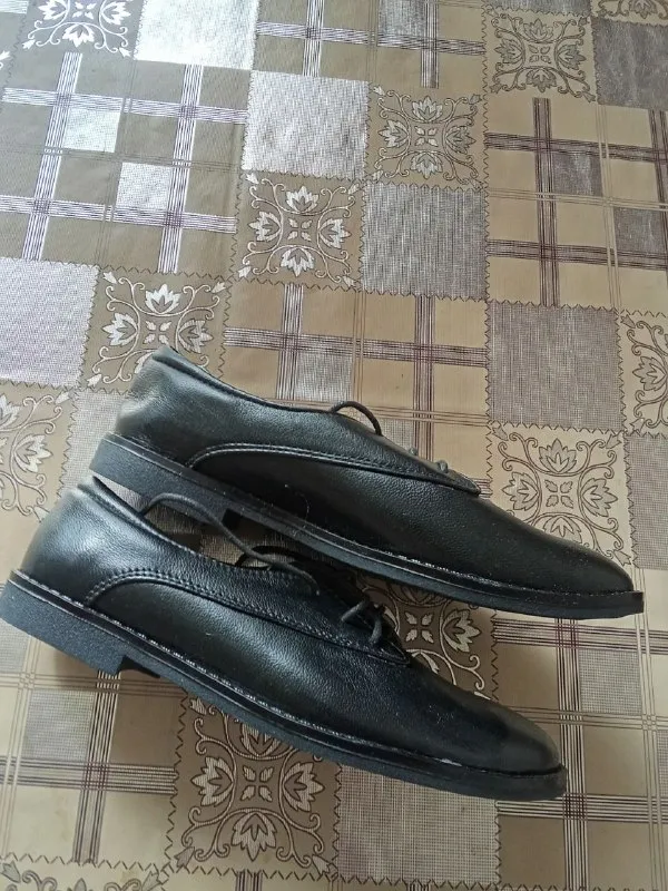 Описание: новая спецобувь 1800-1200-500 р ; муж- 44 разм. ; женск. туфли - 37 разм. цена: 2500 руб. 📲 tg: 55419 📞🇷🇺звоните: +79494687203 барахолка днр - фотография - 7