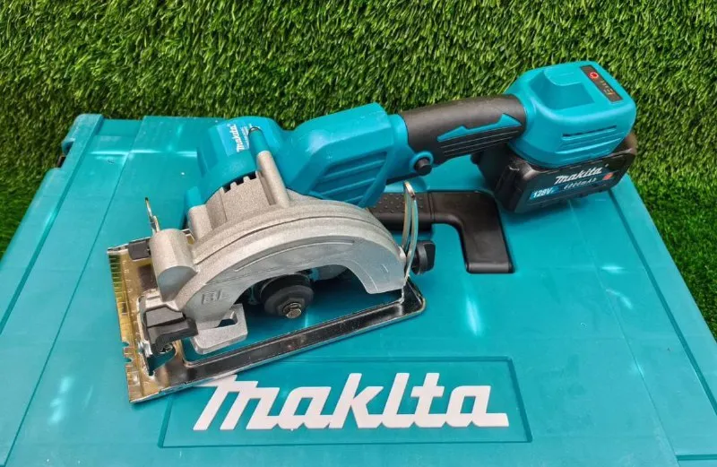 Набор инструментов 4-в-1: болгарка + лобзик + циркулярка + шуруповёрт с 2 акб (4.0 а·ч) цена 9000₽ ❗️❗️❗️❗️➡️ tg: настя 📞+79494147553 доставим донецк, макеевка 🔥 полный комплект в одном кейсе: ✅ аккумуляторная болгарка (ушм) 125 мм – резка металла, плитки, камня ✅ лобзик с маятниковым ходом – фигурный рез по дереву, пластику, тонкому металлу ✅ мини-циркулярка- распил досок, ламината, фанеры (глубина реза до 40 мм) ✅ шуруповёрт с реверсом – сборка мебели, монтаж гипсокартона, работы по дому ✅ 2 аккумулятора 4.0 а·ч – увеличенное время работы без подзарядки ✅ быстрое зарядное устройство – полная зарядка за 3 часа ✅ профессиональный кейс – удобное хранение и транспортировка ⚡напряжение: 18–20v (мощные бесщеточные двигатели) - аккумуляторы: li-ion 4.0 а·ч (2 шт. ) – совместимы со всеми инструментами набора - регулировка скорости: у болгарки, лобзика и шуруповёрта - фотография - 2