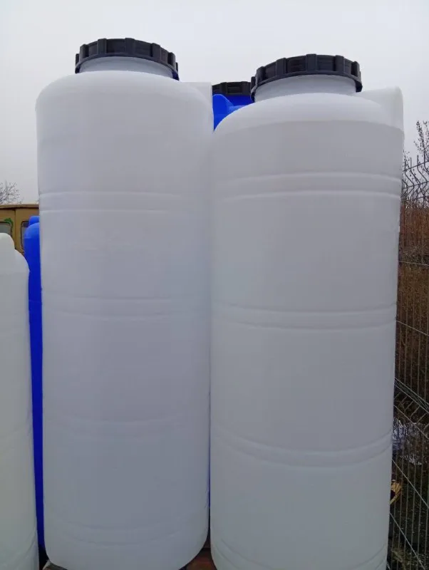 Баки для воду { новые } 📍донецк 📱звоните +79493242215 алексей подробные размеры и вопросы по телефону ✅900 лит. -12500р. ✅750 лит. - 10000р. ✅500 лит. -7200р. ✅500 лит. гориз. круг. -9000р. ✅300 лит -5500 р. ✅300 лит. квадрат -6500р. ✅250 лит. -4500 р. - фотография - 3