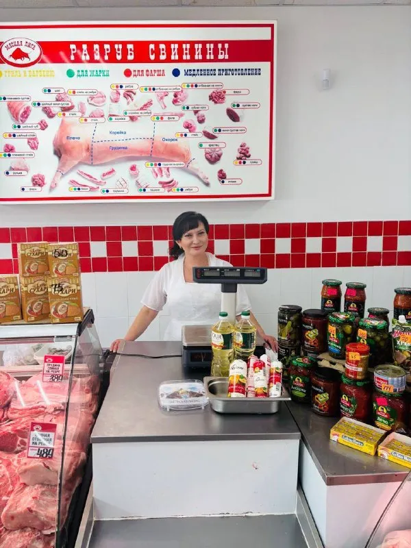 В наши мясные магазины требуются - продавцы. опыт работы в торговле - обязателен. * магазины террито... - фотография