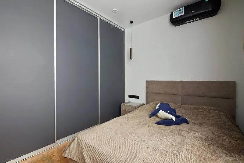 1-комн квартира, 40 м² м саларьево • 7 мин на транспорте • 8 этаж из 16 • ул родниковая 30 к1, на карте 65 000 ₽/мес, без комиссии большой гайд по аренде стиральная машина • интернет • мебель • холодильник • кондиционер • посудомойка • лифт • телевизор • с животными • с детьми • мусоропровод • консьерж собственник. Без комиссии, аренда от собственника. Жк румянцево парк, евродвушка. Свежий ремонт 40м2. Качественная мебель. До центра 40 мин все удобства: хорошая сантехника, посудомойка, стиралка с сушилкой. Качественная звукоизоляция, теплый пол, кондиционер. 65т/мес + коммуналка. © предоплату до просмотра просят только мошенники! Влад, написать уровень доверия низкий ⚠️ выложить квартиру бесплатно - фотография - 2