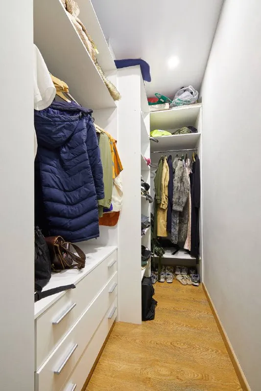 1-комн квартира, 40 м² м саларьево • 7 мин на транспорте • 8 этаж из 16 • ул родниковая 30 к1, на карте 65 000 ₽/мес, без комиссии большой гайд по аренде стиральная машина • интернет • мебель • холодильник • кондиционер • посудомойка • лифт • телевизор • с животными • с детьми • мусоропровод • консьерж собственник. Без комиссии, аренда от собственника. Жк румянцево парк, евродвушка. Свежий ремонт 40м2. Качественная мебель. До центра 40 мин все удобства: хорошая сантехника, посудомойка, стиралка с сушилкой. Качественная звукоизоляция, теплый пол, кондиционер. 65т/мес + коммуналка. © предоплату до просмотра просят только мошенники! Влад, написать уровень доверия низкий ⚠️ выложить квартиру бесплатно - фотография - 6