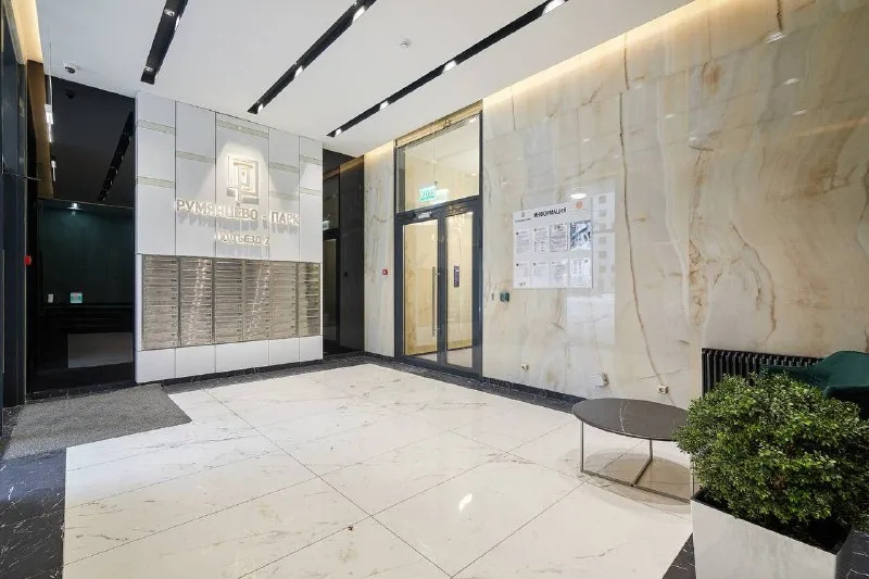 1-комн квартира, 40 м² м саларьево • 7 мин на транспорте • 8 этаж из 16 • ул родниковая 30 к1, на карте 65 000 ₽/мес, без комиссии большой гайд по аренде стиральная машина • интернет • мебель • холодильник • кондиционер • посудомойка • лифт • телевизор • с животными • с детьми • мусоропровод • консьерж собственник. Без комиссии, аренда от собственника. Жк румянцево парк, евродвушка. Свежий ремонт 40м2. Качественная мебель. До центра 40 мин все удобства: хорошая сантехника, посудомойка, стиралка с сушилкой. Качественная звукоизоляция, теплый пол, кондиционер. 65т/мес + коммуналка. © предоплату до просмотра просят только мошенники! Влад, написать уровень доверия низкий ⚠️ выложить квартиру бесплатно - фотография - 9