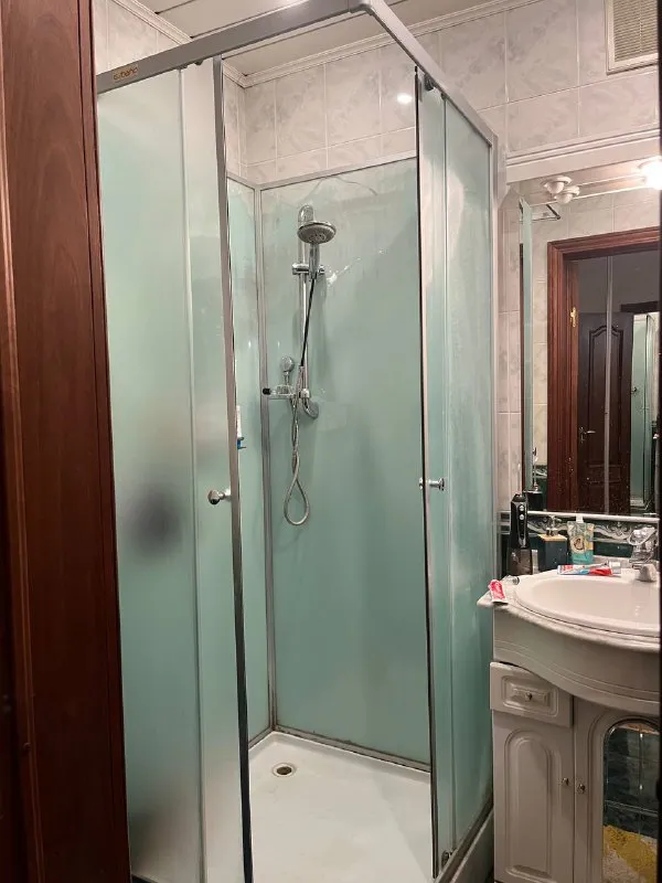 Комната, 13.9 м² м вднх • 7 мин пешком • 3-комнатная квартира • 4 этаж из 12 • ул кибальчича 2 к1, на карте 35 000 ₽/мес, без комиссии большой гайд по аренде стиральная машина • интернет • мебель • холодильник • с животными • лифт • мусоропровод • посудомойка • кондиционер • с детьми • телевизор • консьерж алексеевский район чистота 4.43 транспорт 4.84 парки и скверы 4.63 субаренда. Рассмотрю адекватного представителя человеческого сообщества, без загонов. Предпочтительно, девушки, на длительный срок. Со мной живет шпиц, приветствуются другие небольшие собачки. В квартире есть два балкона, окна выходят и во двор и на аллею. Стоимость залога 35.000 тысяч( можно разбить), коммуналка где-то до 2000 максимум, интернет 700 рублей. Yana, написать уровень доверия средний 🆗 выложить квартиру бесплатно - фотография - 5