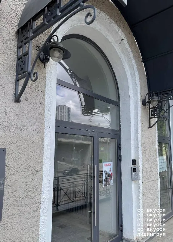 Студия, 23.1 м² м измайлово • 3 мин пешком • 3 этаж из 5 • проезд окружной 16, на карте 65 000 ₽/мес, без комиссии больше квартир и комнат холодильник • стиральная машина • интернет • мебель • кондиционер • телевизор • консьерж • посудомойка • с животными • с детьми • мусоропровод • лифт район соколиная гора чистота 4.10 транспорт 4.30 парки и скверы 4.26 аренда. Собственник. Апартаменты. Дизайнерская студия от собственника без комиссий и посредников. 2 станции метро и остановка через дорогу. Развитый и обжитой район. В студии есть всё для комфортного проживания. Новый ремонт. Оперативный показ в любой день и время iakov u, написать уровень доверия низкий ⚠️ выложить квартиру бесплатно - фотография - 9