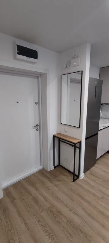 2-комн квартира, 36 м² м красный строитель • 5 мин пешком • 22 этаж из 33 • ул дорожная 46 к3, на карте 76 000 ₽/мес, без комиссии большой гайд по аренде холодильник • стиральная машина • интернет • мебель • посудомойка • кондиционер • с детьми • телевизор • лифт • с животными • мусоропровод • консьерж собственник. Сдается впервые. Собственник. Квартира полностью готова к заселению. 5 минут пешком до мцд красный строитель, 15 минут до м. Аннино. Залог 75 тыс, только долгосрочная аренда. © предоплату до просмотра просят только мошенники! Юлия, написать уровень доверия низкий ⚠️ выложить квартиру бесплатно - фотография - 4