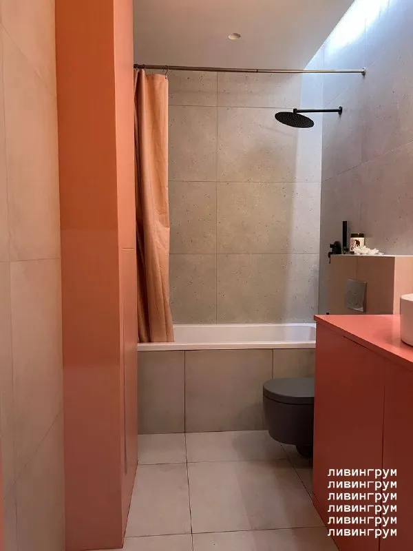 1-комн квартира, 36.8 м² м смоленская • 10 мин пешком • 1 этаж из 5 • пер плотников 6/8, на карте 140 000 ₽/мес, без комиссии больше квартир и комнат стиральная машина • интернет • мебель • холодильник • посудомойка • кондиционер • с животными • с детьми • мусоропровод • лифт • телевизор • консьерж район хамовники чистота 4.71 транспорт 4.36 парки и скверы 4.64 аренда. Собственник. Период сдачи: февраль-октябрь 2026 с возможным продлением. Просторная квартира с потолками 3,4 метра в тихом центре. Дружелюбные и спокойные соседи. Можно с любыми животными. Залог в размере арендной платы за один месяц. Дополнительно оплачиваются счетчики и интернет. Имя ф, написать уровень доверия низкий ⚠️ выложить квартиру бесплатно - фотография - 7