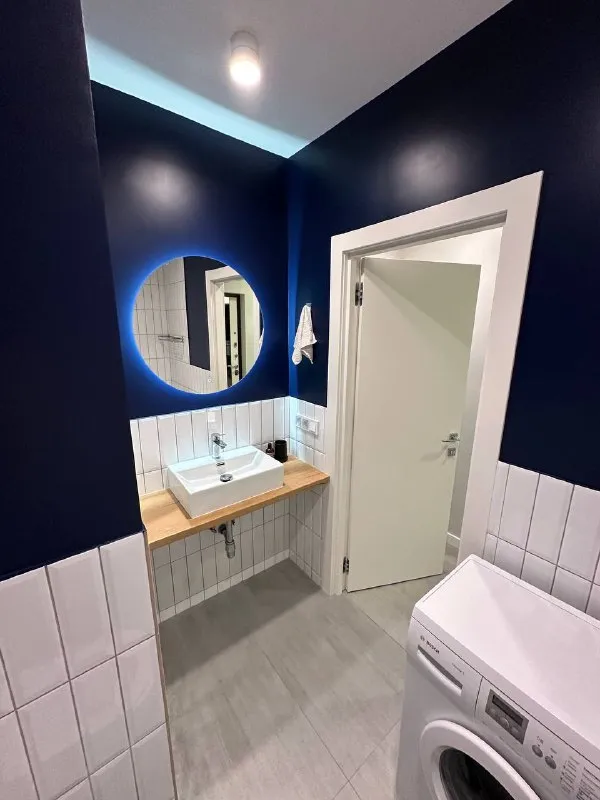 1-комн квартира, 39.4 м² м бунинская аллея • 10 мин пешком • 2 этаж из 9 • ул академика семёнова 15, на карте 60 000 ₽/мес, без комиссии большой гайд по аренде холодильник • стиральная машина • интернет • мебель • кондиционер • с животными • с детьми • мусоропровод • лифт • посудомойка • телевизор • консьерж район южное бутово чистота 4.24 транспорт 3.99 парки и скверы 4.89 собственник. Свободна к заселению. Сдается на длительный период. Свежий ремонт. Окна выходят во двор. Район с развитой инфраструктурой, в шаговой доступности магазины, школа, сад, обновленная поликлиника. Рядом находится парк южное бутово, пруд. Квартира с мебелью, посудой, гардеробной и теплым полом. Залог 60000, коммунальные услуги: по счетчикам. © предоплату до просмотра просят только мошенники! Александра, написать уровень доверия низкий ⚠️ выложить квартиру бесплатно - фотография - 5