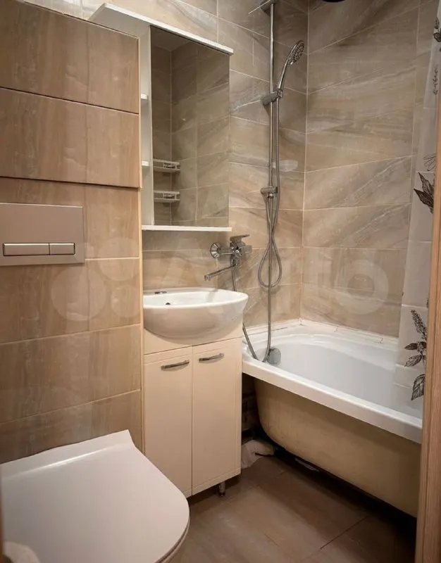 Сдам 1-к квартиру 30м2 м. Коломенская, пр-т андропова д. 42 к. 2 65 000 руб/мес — собственник сдается на долгий срок 1 комнатная квартира в шаговой доступности от м. Коломенская. Все готово для комфортного проживания. Не нуждаемся в помощи агентов! ➡️предоплату/бронь/заморозку денег/автооплату до просмотра квартиры не вносить! Если по этому объявлению спрашивают какую либо оплату сообщите по контактам в описании канала. - фотография - 6