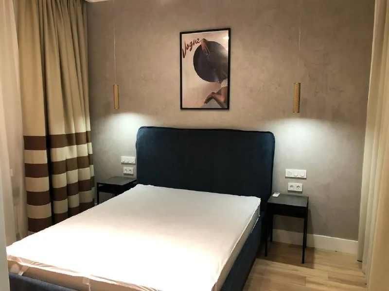 1-к квартира🏙️ м. Площадь ильича8️⃣ евродвушка с современным ремонтом в жк «символ» (бизнес-класс), 10 минут пешком до метро. Срочно сдается напрямую на долгий срок, без агента. 48 м². 📍 локация: 🚇 метро «авиамоторная» — 10 минут пешком 🚌 трамвайная остановка — 5 минут пешком 🏢 о доме и комплексе: — 👩‍💼 консьерж — 🚗 подземный паркинг — 🔐 закрытая территория — 📹 - фотография - 5