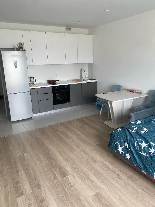 Всем привет! Сдается евро двушка в новом доме жк волжский парк. Ищу одну работающую девушку! К сожалению, без животных ( цена: 60 000 руб в месяц плюс коммуналка. Территориально: метро новохохловская (7 мин пешком) квартира уютная, с хорошим ремонтом! Во всем вопросам пишите: @muzakkav - фотография - 3