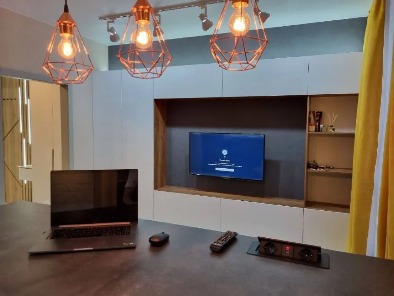 Студия🏙️ м. Селигерская🚇 🏙 собственник | без комиссии 📍 м. Селигерская — 5 минут пешком сдаётся современная квартира в жк «селигер сити» (бизнес-класс) ✨ готова к просмотру и заселению 🔹 свежий дизайнерский ремонт 🔹 тёплые полы 🔹 система «умный дом» 🔹 управление отоплением, светом, водой и домофоном прямо с телефона 🏡 закрытый благоустроенный двор, безопасная территория 🛍 вся инфраструктура рядом: — тц xl — спортзал — удобная транспортная развязка 💳цена: 65.000₽/месяц, без комиссии и посредников 💌связь: @vasvas_1326 - фотография - 2