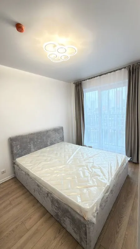 Евродвушка🏙️ м. Саларьево1️⃣ сдаётся на длительный срок евродвушка. 📍адрес: трехполье, 6к1. Квартира новая, мебель и техника новая. Метро в пешей доступности. 💳цена: 75.000₽ в месяц, залог 75.000₽. Счетчики свет, вода. Гражданство рф, без животных. 💌по всем вопросам: @anulya1707 - фотография - 4