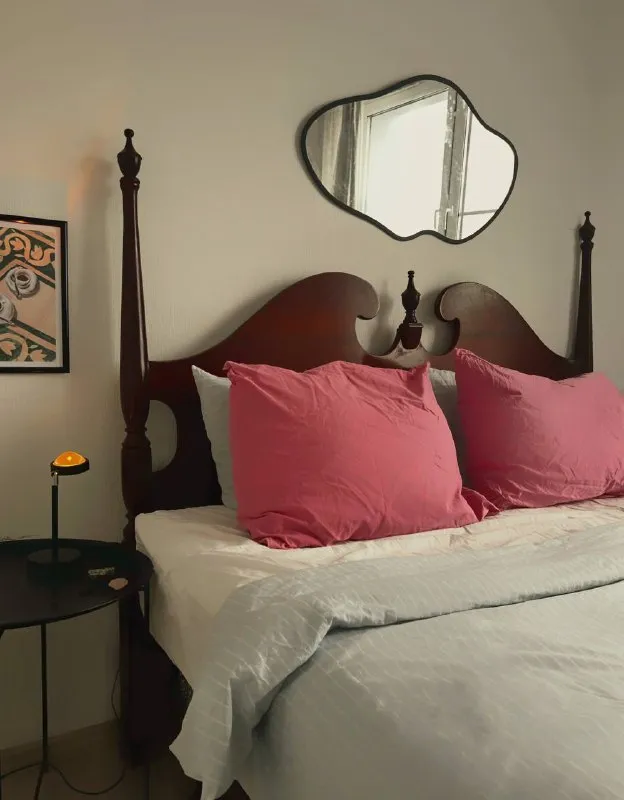 3-к квартира на 3 месяца🏙️ м. Первомайская3️⃣ сдаётся 3-комнатная квартира на короткий срок! 📍 метро первомайская, новый дом ⏳ с февраля по апрель включительно (3 месяца) уютная, новая, чистая, полностью укомплектованная квартира 🏡 планировка: • спальня • детская • гостиная • отдельная кухня • 2 санузла подойдёт для одного–двух человек или семьи. Можно с животными 🐾 рядом парк🌳 💳цена: 70.000₽/месяц. Сдаём, потому что уезжаем на этот период. Все вопросы — в личные сообщения. 💌telegram: @dariagorlanova - фотография - 8