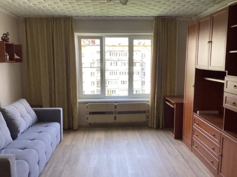 Комната🏙️ м. Зябликово1️⃣ сдаётся комната в 3-к квартире. 📍адрес: ясеневая, 41к3 метро: зябликово и... - фотография