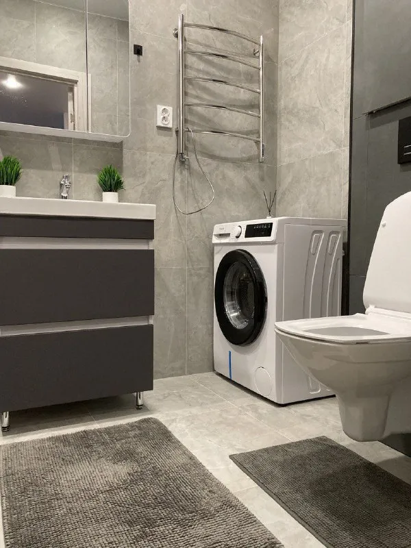 1-комн квартира, 42 м² м дегунино • 15 мин пешком • 17 этаж из 33 • ш алтуфьевское 55 к4, на карте 73 000 ₽/мес, без комиссии большой гайд по аренде интернет • мебель • холодильник • посудомойка • стиральная машина • кондиционер • лифт • с животными • с детьми • телевизор • мусоропровод • консьерж собственник. Сдаётся новая квартира в жк «алтуфьевское, 53»! Закрытый двор, свежий ремонт, никто не жил. Полная мебель и техника: кондиционер, посудомоечная и стиральная машины, духовка, микроволновка, холодильник, чайник. Удобная мебель: кровать с подъёмным механизмом, диван, шкафы, стенка. Без животных. Заселение с 5 января. Залог можно разбить на две части татьяна, написать уровень доверия средний 🆗 выложить квартиру бесплатно - фотография - 9