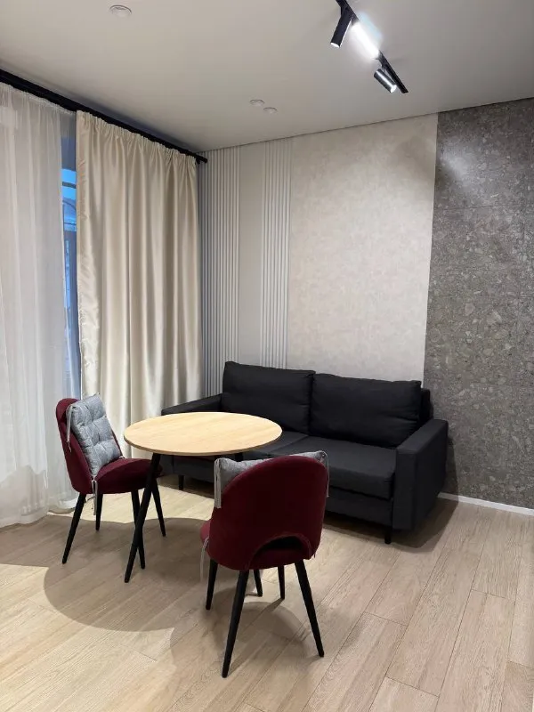 Студия, 22.1 м² м таганская • 5 мин пешком • 1 этаж из 3 • пер 2-й котельнический 3, на карте 90 000 ₽/мес, без комиссии большой гайд по аренде холодильник • стиральная машина • интернет • мебель • телевизор • посудомойка • кондиционер • с животными • с детьми • мусоропровод • лифт • консьерж таганский район чистота 4.38 транспорт 4.61 парки и скверы 3.31 собственник. Собственник. М. Таганская 5-6 мин пешком. Коммуналка + залог мес. Плата студия 22.1кв. М. Аренда возможна уже, апартаменты полностью укомплектованы, в прекрасном состоянии. Все удобства имеются (телевизор, утюг, пылесос, микроволновка, тостерница, подушки и одеяло), ремонт новый, имеется бойлер. Общий коридор оснащен системой видео наблюдения. Имя s, написать уровень доверия средний 🆗 выложить квартиру бесплатно - фотография - 3