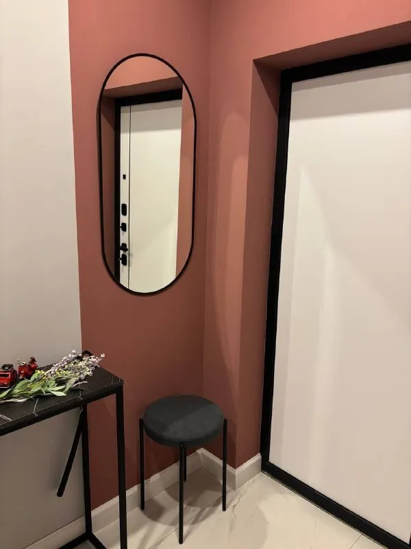 2-к квартира🏙️ м. Медведково6️⃣ друзья, в аренду предлагается красивая двухкомнатная квартира в новом современном доме. 📍адрес: малыгина, 12а полностью меблирована и оборудована техникой (стиральная машина, посудомоечная машина, холодильник, духовой шкаф, микроволновая печь, варочная панель). В квартире две изолированные спальни, просторная кухня, совмещенный санузел, гардеробная и просторная застекленная лоджия. Дом расположен в прекрасной зеленой зоне, вокруг много парков, тянущихся вдоль яузской набережной, где приятно прогуливаться с семьей, собакой или совершать утренние пробежки. 💳цена: 95.000₽ в месяц (включены все коммунальные платежи и интернет). Залог 100%. Договор на аренду без риелтора и комиссии. Аренда от года! 💌телефон: +7-915-389-63-98 - фотография - 6