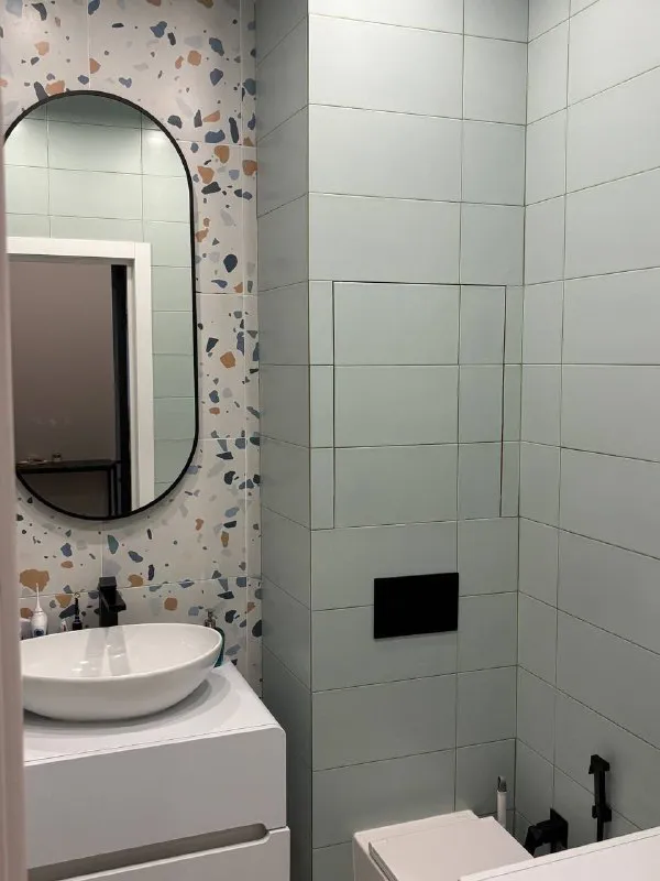 2-к квартира🏙️ м. Медведково6️⃣ друзья, в аренду предлагается красивая двухкомнатная квартира в новом современном доме. 📍адрес: малыгина, 12а полностью меблирована и оборудована техникой (стиральная машина, посудомоечная машина, холодильник, духовой шкаф, микроволновая печь, варочная панель). В квартире две изолированные спальни, просторная кухня, совмещенный санузел, гардеробная и просторная застекленная лоджия. Дом расположен в прекрасной зеленой зоне, вокруг много парков, тянущихся вдоль яузской набережной, где приятно прогуливаться с семьей, собакой или совершать утренние пробежки. 💳цена: 95.000₽ в месяц (включены все коммунальные платежи и интернет). Залог 100%. Договор на аренду без риелтора и комиссии. Аренда от года! 💌телефон: +7-915-389-63-98 - фотография - 8