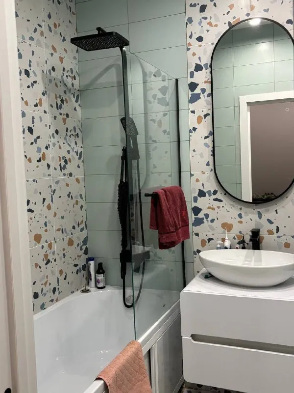 2-к квартира🏙️ м. Медведково6️⃣ друзья, в аренду предлагается красивая двухкомнатная квартира в новом современном доме. 📍адрес: малыгина, 12а полностью меблирована и оборудована техникой (стиральная машина, посудомоечная машина, холодильник, духовой шкаф, микроволновая печь, варочная панель). В квартире две изолированные спальни, просторная кухня, совмещенный санузел, гардеробная и просторная застекленная лоджия. Дом расположен в прекрасной зеленой зоне, вокруг много парков, тянущихся вдоль яузской набережной, где приятно прогуливаться с семьей, собакой или совершать утренние пробежки. 💳цена: 95.000₽ в месяц (включены все коммунальные платежи и интернет). Залог 100%. Договор на аренду без риелтора и комиссии. Аренда от года! 💌телефон: +7-915-389-63-98 - фотография - 9