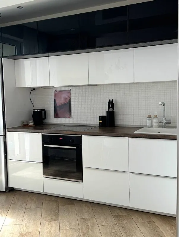 Студия, 36 м² м планерная • 15 мин на транспорте • 10 этаж из 21 • красногорск, ул новотушинская 1, на карте 70 000 ₽/мес, без комиссии большой гайд по аренде холодильник • стиральная машина • интернет • мебель • телевизор • консьерж • лифт • посудомойка • кондиционер • с животными • с детьми • мусоропровод собственник. Аренда на долгий срок. Сдает собственник. Дата заселения: после 16 января. Возможно проживание с небольшими домашними животными (по договоренности) рядом с домом есть вся необходимая инфраструктура: магазины, аптеки, кафе, салоны красоты и тд © предоплату до просмотра просят только мошенники! Viktoria p, написать уровень доверия низкий ⚠️ выложить квартиру бесплатно - фотография - 6