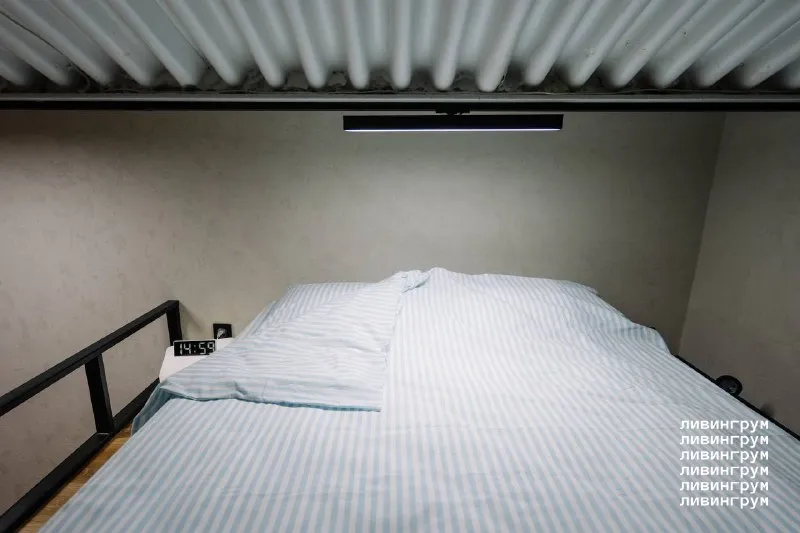 Студия, 24 м² м сокольники • 5 мин пешком • 2 этаж из 2 • ул маленковская 32 стр2а, на карте 64 000 ₽/мес, без комиссии больше квартир и комнат холодильник • стиральная машина • интернет • мебель • кондиционер • телевизор • посудомойка • с животными • с детьми • мусоропровод • лифт • консьерж район сокольники чистота 4.38 транспорт 4.73 парки и скверы 4.92 аренда. Собственник. Собственник. Без комиссий. Готова к заселению. Сдается на срок от года новая двухуровневая студия в стиле лофт с дизайнерским ремонтом. Расположена на 2 этаже дома, с закрытой и охраняемой территорией. Общая площадь 24м² кондиционер, шкаф-лестница для хранения вещей, wifi, проектор. Рад рассмотреть 1 или 2 без детей и без животных. Залог за 1 месяц никита д, написать уровень доверия средний 🆗 выложить квартиру бесплатно - фотография - 2