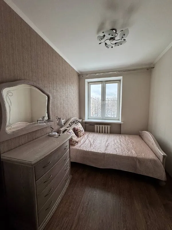 Комната, 10 м² м бабушкинская • 3 мин пешком • 2-комнатная квартира • 5 этаж из 5 • ул енисейская 15... - фотография