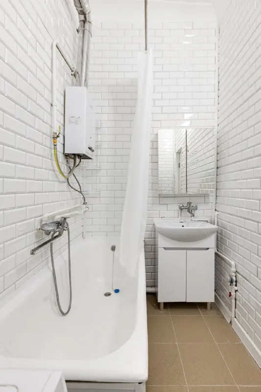 Комната, 12 м² м белорусская • 11 мин пешком • 4-комнатная квартира • 7 этаж из 8 • пр-кт ленинградский 24, на карте 43 000 ₽/мес, без комиссии большой гайд по аренде холодильник • стиральная машина • интернет • мебель • посудомойка • кондиционер • с животными • с детьми • телевизор • мусоропровод • лифт • консьерж район беговой чистота 4.68 транспорт 4.53 парки и скверы 3.36 агент. Удобная кровать, вместительный шкаф с зеркалом, комод, столик для декора и торшер. Стильная рабочая зона с мягким освещением. В стоимость включено: безлимитный wi-fi, еженедельная уборка общественных зон, вся необходимая техника, йога, английский и мероприятия внутри коливинга. Elena, написать уровень доверия средний 🆗 выложить квартиру бесплатно - фотография - 5