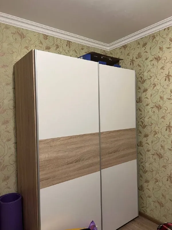 Комната🏙️ м. Ясенево6️⃣ сдается комната для девушки, уважающей личное пространство от 25 лет. Без вредных привычек (не курящая). Расположение - 700 метро от метро ясенево. Комната располагается в 2-х комнатной квартире, в соседней комнате живет девушка. Рядом есть множество разных магазинов, сквер за домом, рядом лес. Квартира полностью соответствует фото, просторная 60м. 💳стоимость: 30.000₽ в месяц + коммуналка (в районе 1.800₽ и в мес). Плюс депозит 27.500₽. За подробностям в лс. Здорово, если ты настроена на дружелюбное общение, тк с предыдущей соседкой были очень классные дружеские взаимоотношения. 💌telegram: @aleksfructa - фотография - 3