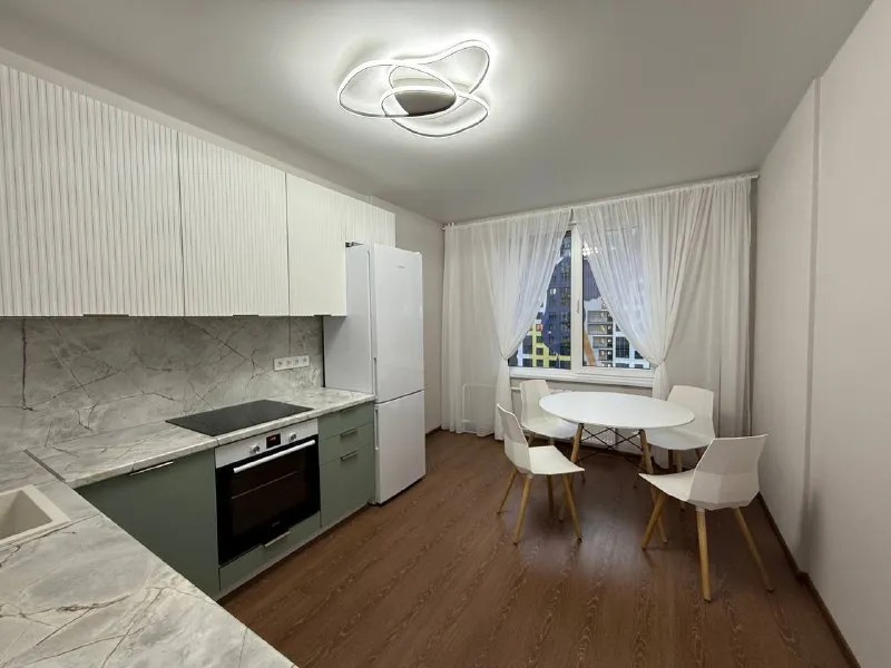 Комната, 20 м² м алтуфьево • 15 мин пешком • 3-комнатная квартира • 13 этаж из 20 • ул илимская 1, на карте 21 000 ₽/мес, без комиссии большой гайд по аренде холодильник • стиральная машина • мебель • посудомойка • интернет • лифт • кондиционер • с животными • с детьми • телевизор • мусоропровод • консьерж район лианозово чистота 3.64 транспорт 4.20 парки и скверы 4.60 субаренда. Ищем соседку в комнату на двоих человек в коливинге. Стоимость указана за место в коммнате. В стоимость включены еженедельный клининг, мастер, онлайн-поддержка по бытовым воаросам. Бесплатный интернет. Свежий современный ремонт, новая мебель и техника. © предоплату до просмотра просят только мошенники! Алла к, написать уровень доверия низкий ⚠️ выложить квартиру бесплатно - фотография - 5