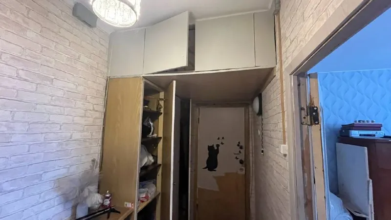 Комната, 12 м² м нагатинский затон • 5 мин пешком • 2-комнатная квартира • 11 этаж из 12 • ул коломенская 13, на карте 30 000 ₽/мес, без комиссии большой гайд по аренде лифт • холодильник • стиральная машина • мебель • интернет • телевизор • мусоропровод • посудомойка • кондиционер • с животными • с детьми • консьерж район нагатинский затон чистота 4.48 транспорт 4.39 парки и скверы 4.93 субаренда. Дата заселения 19 января, долгосрочная аренда, есть один балкон в другой комнате, окна выходят во двор, залог 22500, к. У. Примерно 2000. Одна девушка соседка, работаю из дома. Магазины, вб, озон в 2х минутах. Elvira, написать уровень доверия средний 🆗 выложить квартиру бесплатно - фотография - 7