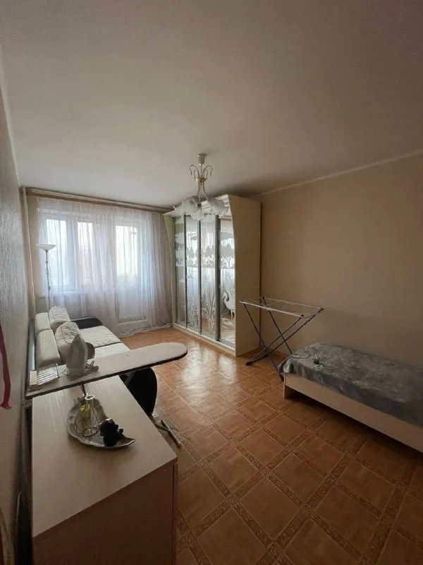 Комната🏙️ м. Улица академика янгеля9️⃣ сдаётся уютная комната для одной девушки в 2-комнатной квартире. 📍 метро академика янгеля – 6 минут пешком ✨ о квартире и комнате: ▪️ просторная (20 м²), светлая комната с балконом ▪️ много мест для хранения вещей ▪️ чистая, уютная квартира, в которой приятно жить 👩 о себе : ▪️ мне 30 лет, я спокойная, адекватная, работающая 5/2 ▪️ живу здесь уже 8.. . Background-image:url('//telegram. Org/img/emoji/40/f09f8fa1.png')">🏡 плюсы проживания: ▪️ хозяева не беспокоят, живут в другом городе (приезжают раз в год в лучшем случае ) ▪️ тихие, комфортные условия для жизни, все рядом и в пешей доступности 💳стоимость: ▪️ 30.000₽/месяц (включая ку, интернет, домофон и прочее) ▪️ депозит 20.000₽ (возвращается при выезде) ▪️ оплата до 25 числа каждого месяца с 15 по 20.01 буду в отъезде и просмотры возможны начиная с 21.01 если ты ищешь уютный, комфортный дом, а не просто место для сна – пиши, будем знакомиться! 😊 💌telegram: @ya_styusha - фотография - 7