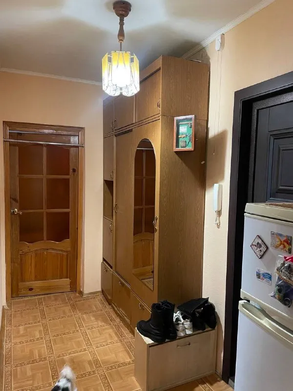 Комната🏙️ м. Улица академика янгеля9️⃣ сдаётся уютная комната для одной девушки в 2-комнатной квартире. 📍 метро академика янгеля – 6 минут пешком ✨ о квартире и комнате: ▪️ просторная (20 м²), светлая комната с балконом ▪️ много мест для хранения вещей ▪️ чистая, уютная квартира, в которой приятно жить 👩 о себе : ▪️ мне 30 лет, я спокойная, адекватная, работающая 5/2 ▪️ живу здесь уже 8.. . Background-image:url('//telegram. Org/img/emoji/40/f09f8fa1.png')">🏡 плюсы проживания: ▪️ хозяева не беспокоят, живут в другом городе (приезжают раз в год в лучшем случае ) ▪️ тихие, комфортные условия для жизни, все рядом и в пешей доступности 💳стоимость: ▪️ 30.000₽/месяц (включая ку, интернет, домофон и прочее) ▪️ депозит 20.000₽ (возвращается при выезде) ▪️ оплата до 25 числа каждого месяца с 15 по 20.01 буду в отъезде и просмотры возможны начиная с 21.01 если ты ищешь уютный, комфортный дом, а не просто место для сна – пиши, будем знакомиться! 😊 💌telegram: @ya_styusha - фотография - 8