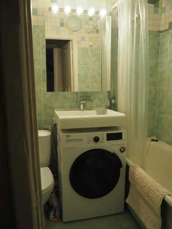 1-комн квартира, 36 м² м волоколамская • 35 мин на транспорте • 3 этаж из 5 • дедовск, ул энергетиков 16, на карте 35 000 ₽/мес, без комиссии большой гайд по аренде с животными • холодильник • стиральная машина • мебель • интернет • посудомойка • кондиционер • с детьми • телевизор • мусоропровод • лифт • консьерж собственник. В пешей доступности: 3 продуктовых магазина, спортивный зал, пвз wildberries и ozon, пункт «гемотест», ателье. До станции электричек 8 минут пешком по прямой. В квартире есть открытый балкон. Зимой не продувает, внутри комфортно и тепло. Ориентировочная дата заселения 29.01.2026. Срок сдачи до 01.09.2026 с возможностью продления. © предоплату до просмотра просят только мошенники! Ася, написать уровень доверия низкий ⚠️ выложить квартиру бесплатно - фотография - 5