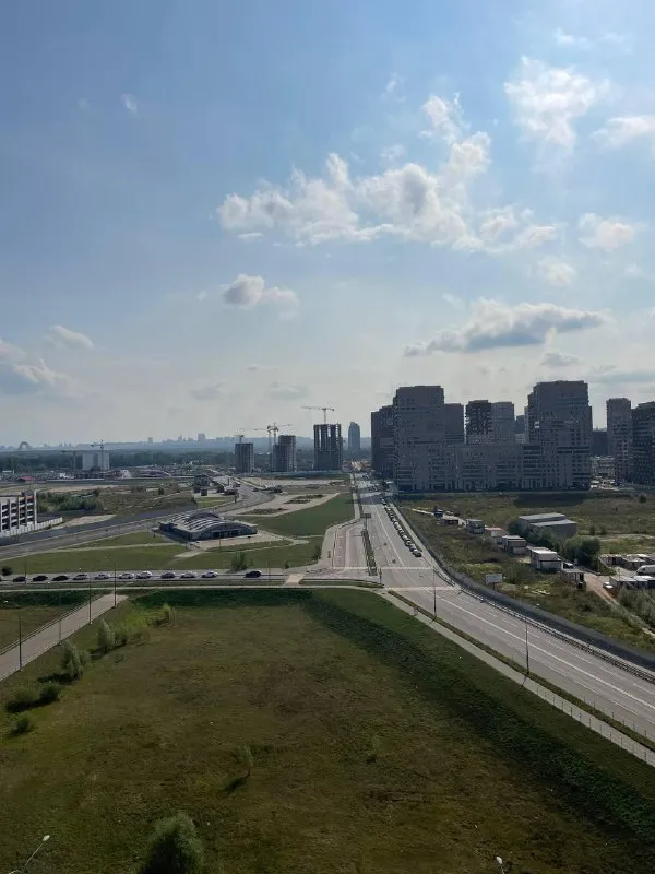 2-комн квартира, 36.5 м² м спартак • 3 мин пешком • 12 этаж из 22 • ш волоколамское 71/22 к3, на карте 85 000 ₽/мес, без комиссии большой гайд по аренде холодильник • стиральная машина • интернет • мебель • посудомойка • кондиционер • телевизор • лифт • консьерж • с животными • с детьми • мусоропровод район покровское-стрешнево чистота 4.06 транспорт 4.77 парки и скверы 4.23 собственник. Свежий ремонт; закрытый двор; парковка за шлагбаумом (есть подземная); набережная р. Москвы 15 минут пешком; развитая инфраструктура рядом; полностью укомплектована для проживания (тв с youtube, техника, посуда, бельё/полотенца, кондиционеры) апарт-отель discovery © предоплату до просмотра просят только мошенники! Lisa, написать уровень доверия низкий ⚠️ выложить квартиру бесплатно - фотография - 8