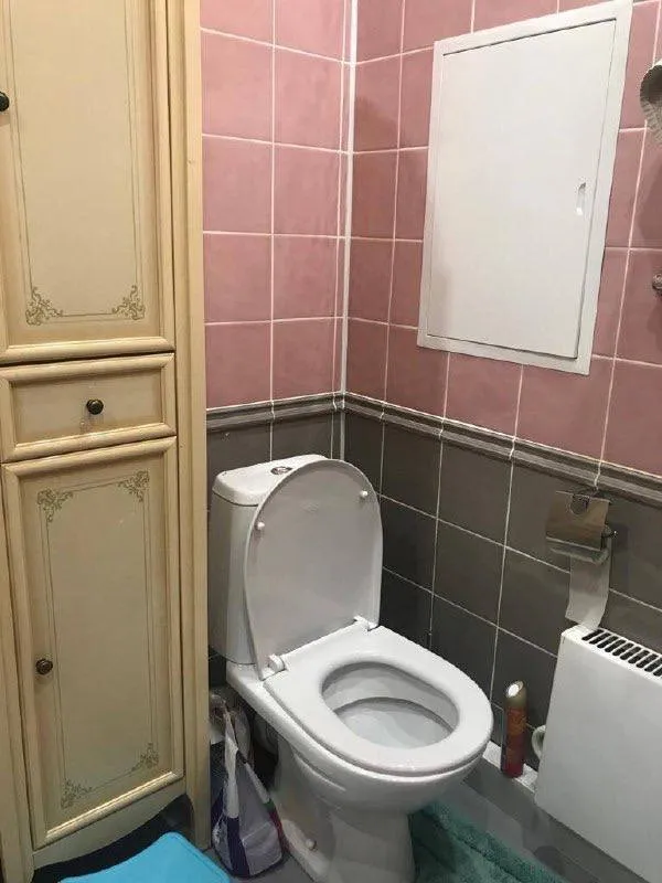 1-к квартира🏙️ м. Бунинская аллея1️⃣ сдается 1-комнатная квартира в жк "новое бутово". 📍адрес: пос. Воскресенское, чечерский проезд, 124к2 чистая и аккуратная квартира, сдается на длительный срок. Есть вся необходимая техника и мебель для проживания. Общая площадь 36 м². 5 этаж. Заезд возможен с 17 января. Квартира от собственника. Без животных. 💳оплата: 38.000₽/месяц, залог 15.000₽. Оплата жкх включена (без счетчиков), интернет оплачивается отдельно находится в пешей доступности от м. Бунинская аллея (10 минут), рядом: парк, тц "бутово молл", школы, сады, поликлиника. 💌telegram: @elena_selezneva911 - фотография - 8