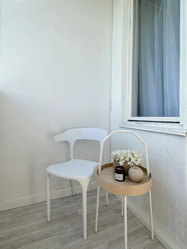 Комната, 13 м² м печатники • 5 мин пешком • 3-комнатная квартира • 8 этаж из 9 • ул гурьянова 5, на карте 38 000 ₽/мес, без комиссии большой гайд по аренде холодильник • стиральная машина • интернет • мебель • лифт • посудомойка • кондиционер • с животными • с детьми • телевизор • мусоропровод • консьерж район печатники чистота 3.46 транспорт 4.32 парки и скверы 4.34 агент. Квартира зонирована для отдыха и работы. За 7 минут от дома можно дойти до парка печатники с красивой набережной, где есть зоны для спорта и развлечений. В стоимость включено: безлимитный wi-fi, еженедельная уборка общественных зон, вся необходимая техника, йога, английский и мероприятия внутри коливинга. Elena, написать уровень доверия средний 🆗 выложить квартиру бесплатно - фотография - 3