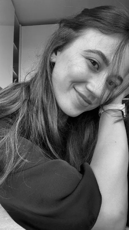 Сниму 1-к квартиру/студию🔎 добрый день! Всех с новым годом !🎅🏼 меня зовут лера, мне 25. Ищу квартиру... - фотография