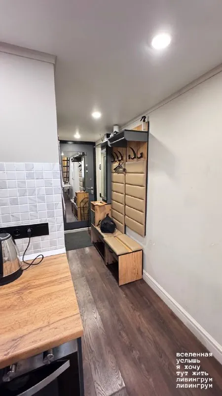 2-комн квартира, 35 м² м сокол • 7 мин пешком • 8 этаж из 14 • ул балтийская 15, на карте 70 000 ₽/мес, без комиссии больше квартир и комнат холодильник • стиральная машина • интернет • мебель • кондиционер • посудомойка • с животными • с детьми • телевизор • консьерж • лифт • мусоропровод район сокол чистота 3.94 транспорт 4.79 парки и скверы 4.78 аренда. Собственник. Апартаменты. В комплексе выполнен дизайнерский ремонт стильное лобби с зонами отдыха, кофе-поинтом. Бесплатно работает фитнес-зал с душевыми. Круглосуточная охрана чоп в квартире есть все для комфортного проживания. 2 этаж имеет высоту около 170см гибкие условия: депозит(залог) можно разбить на два месяца. Возможно роживание с детьми и животными ксения, написать уровень доверия низкий ⚠️ выложить квартиру бесплатно мы в мах: ливингрум небабушкина москва - фотография - 2