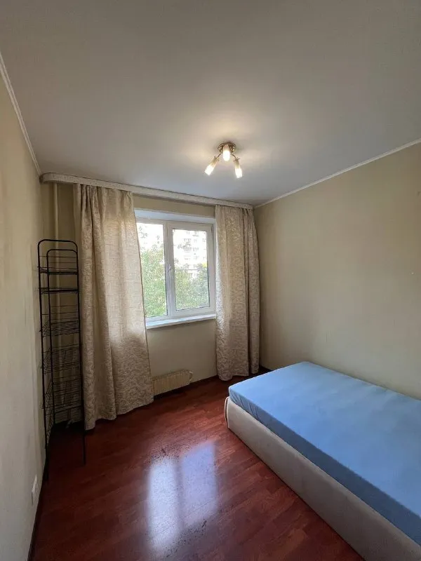 Комната🏙️ м. Пролетарская🚇 освободится на днях комната на пролетарской. 📍адрес: талалихина, 3 💳цена: 39.500₽ и коммуналка 💌telegram: @yumi_ais - фотография - 6